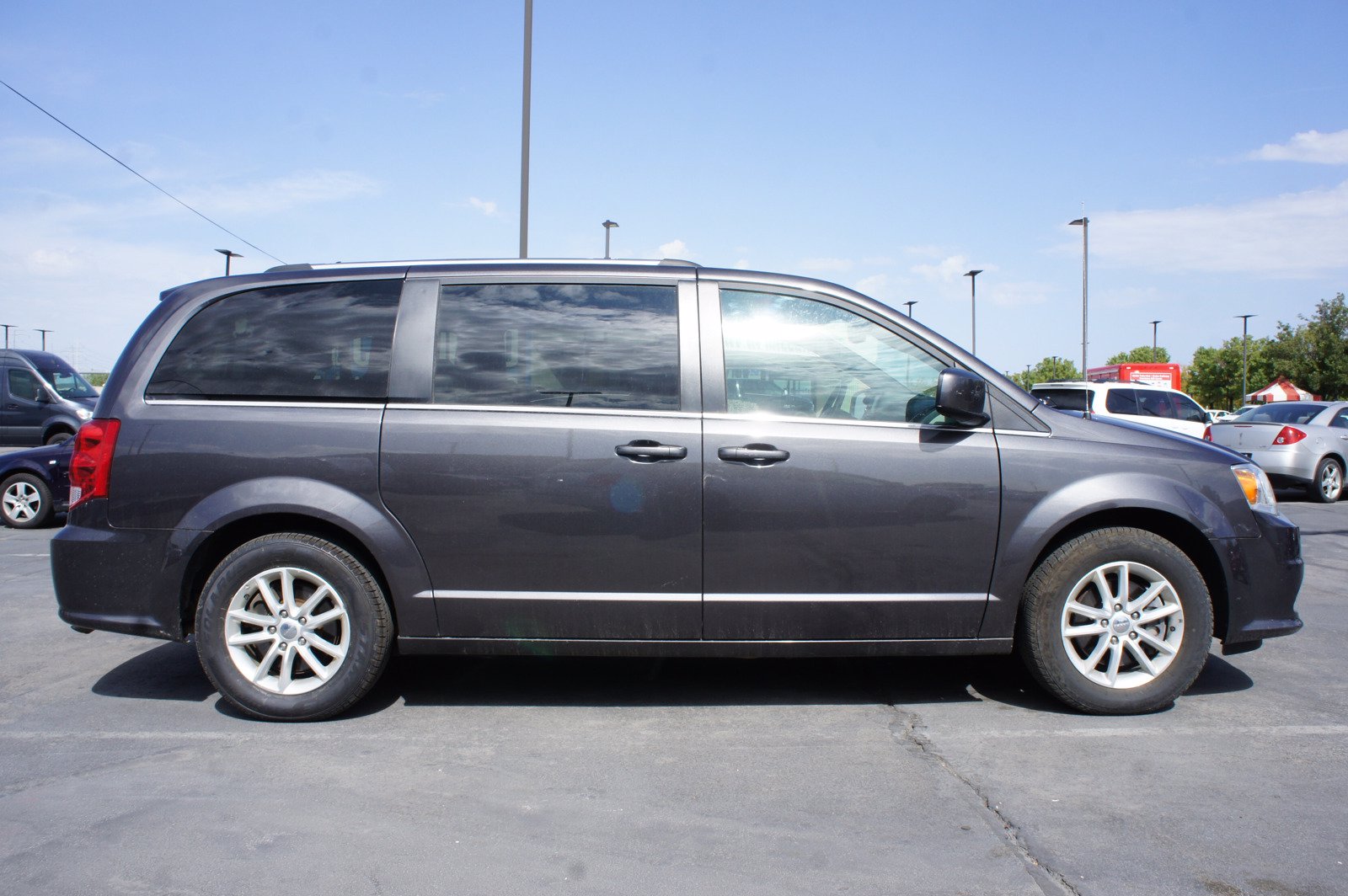 Pre-Owned 2019 Dodge Grand Caravan SXT Mini-van, Passenger ...